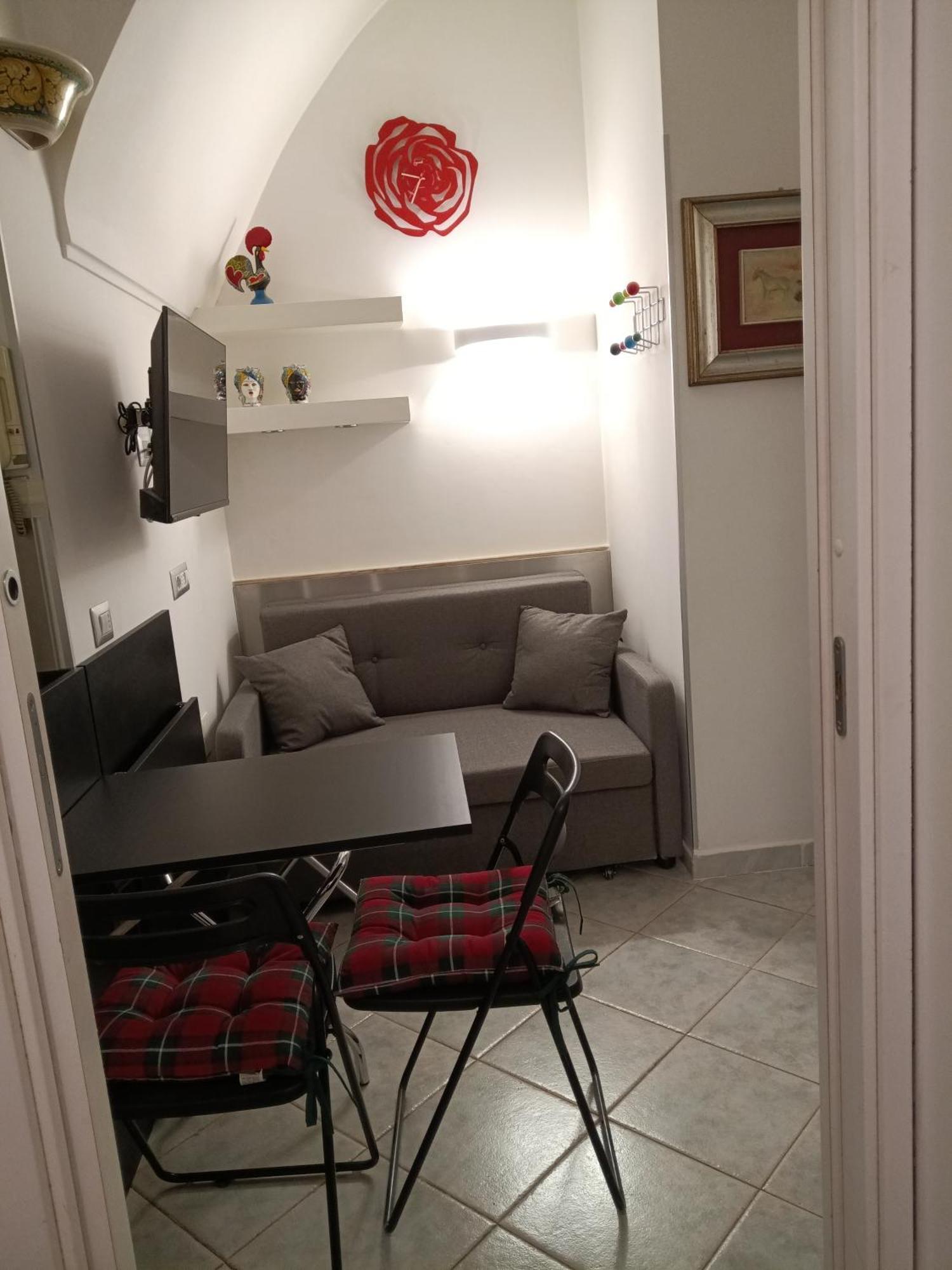 Appartement La Residenza Short Let Monolocale Standard Via Chiaia 82 *